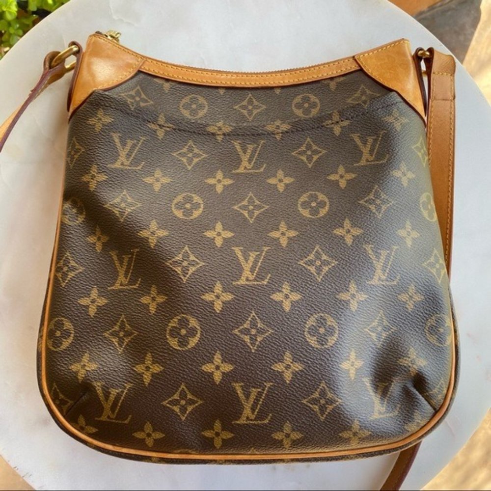 SOLD Louis Vuitton Monogram Odeon PM Crossbody - Picture 2 of 16